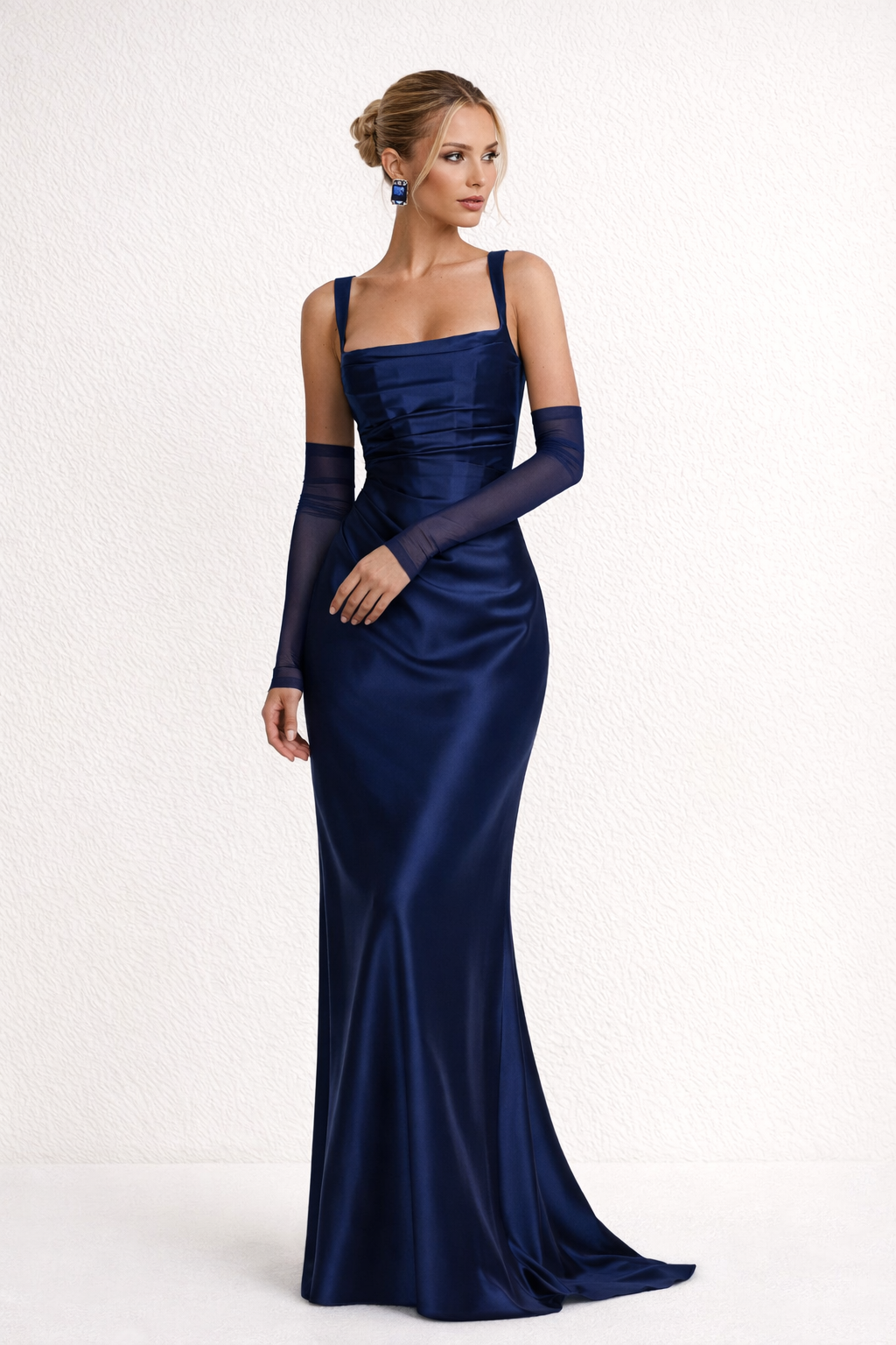 Maxi dress for women fitted cut square neck lace-up back