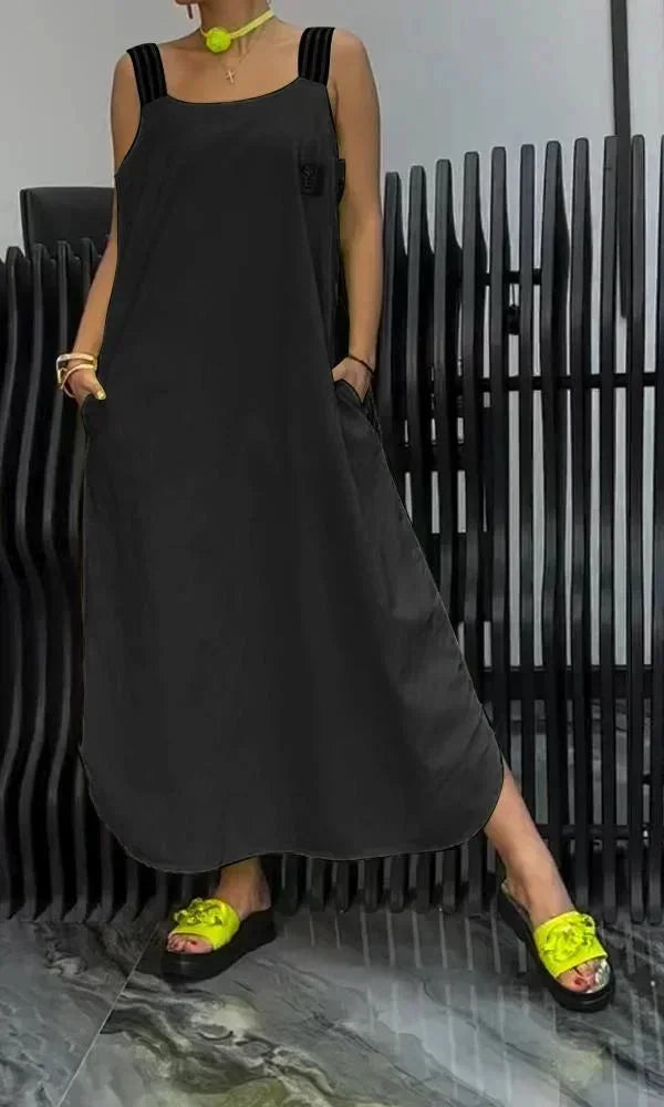 Women's Maxi dress with wide straps and pockets