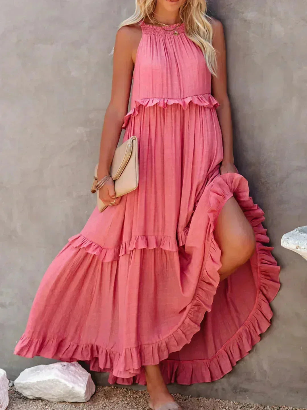 Sleeveless women's Maxi dress with layered ruffles