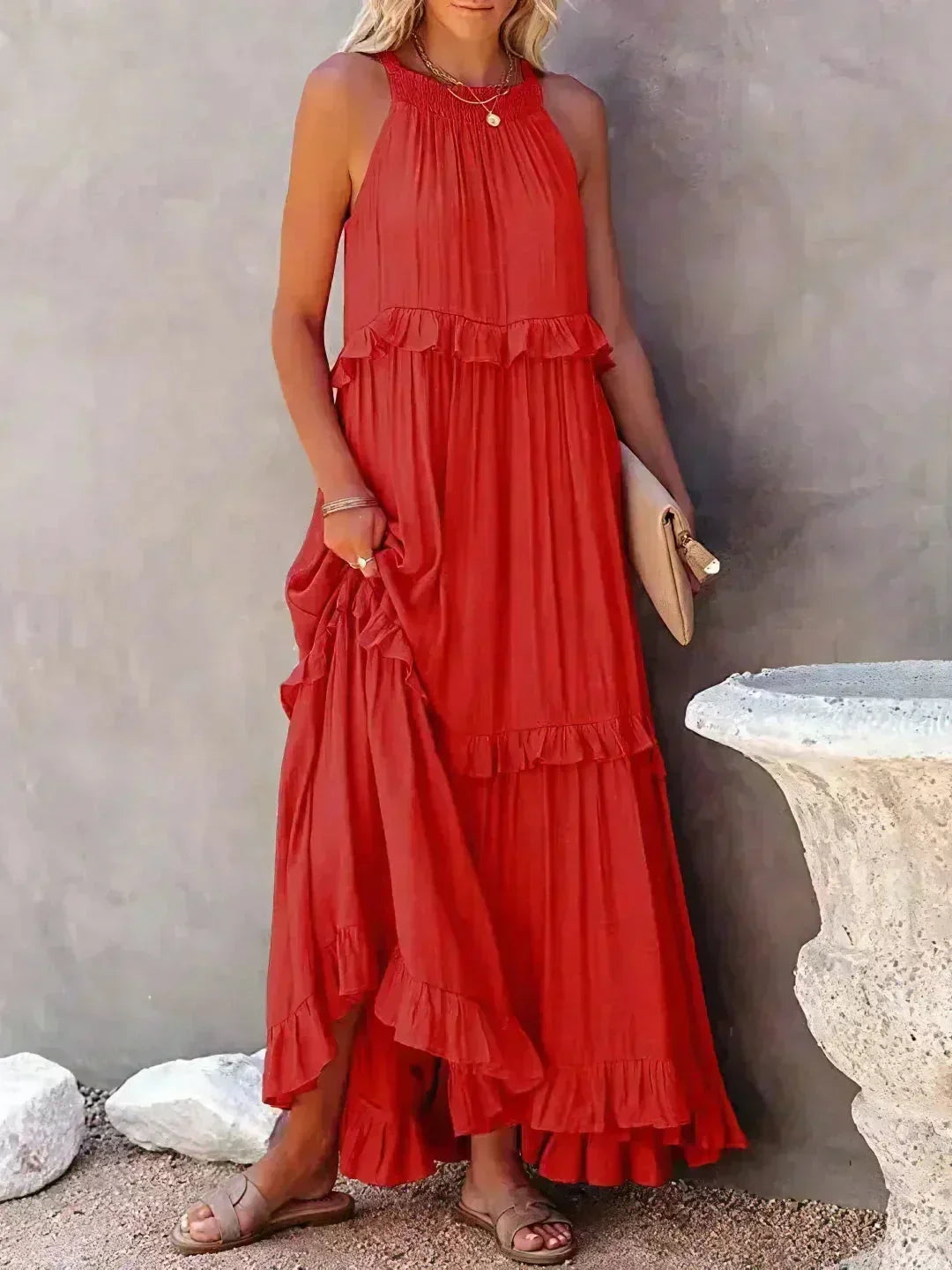 Sleeveless women's Maxi dress with layered ruffles