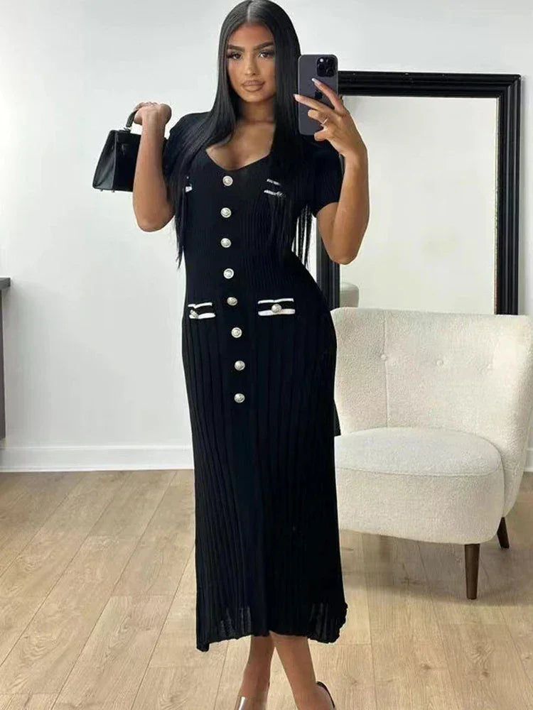Maxi dress for women with buttons and V-neck