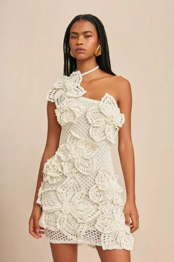 Mini dress white crochet with flowers and ruffles